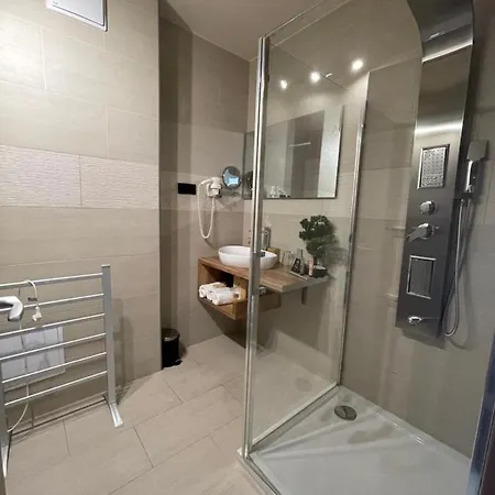 Baobab Hotel 4*