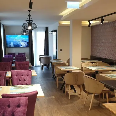 Baobab Hotel 4*